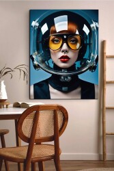 Gözlüklü Güzel Kadın Kanvas Tablo - Markaev